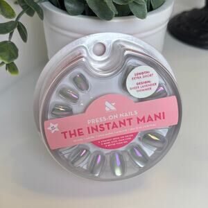Olive & June The Instant Mani Press On Nails Extra Short Sheer Lavender Shimmer